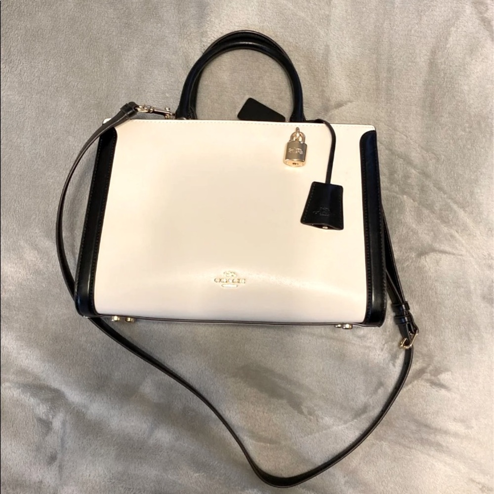 Auth Coach Zoe Carryall in Colorblock